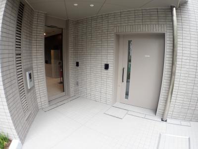 プレミストタワー大阪新町ローレルコート